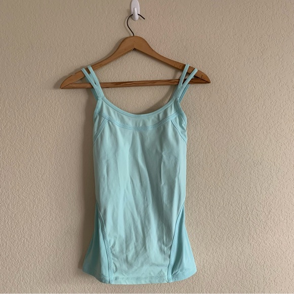 Lululemon Ignite Strappy Tank Top Aquamarine Size 4 W1D08S Shelf Bra (No Pads) - Picture 10 of 10